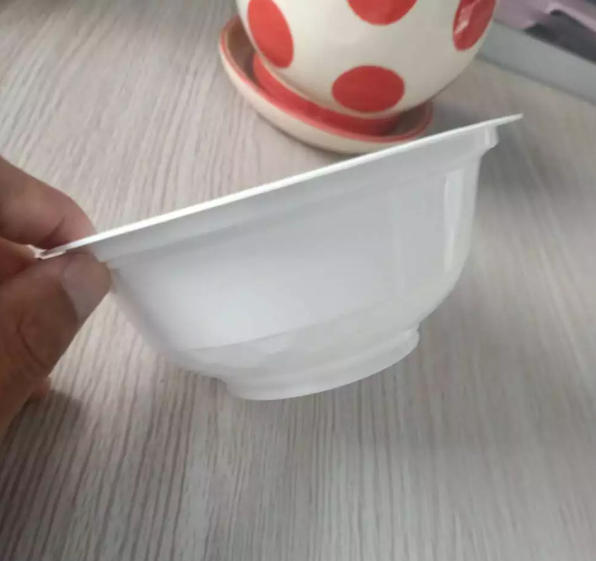 Los equipos de termoformado profesionales le ayudan a ganar de manera eficiente